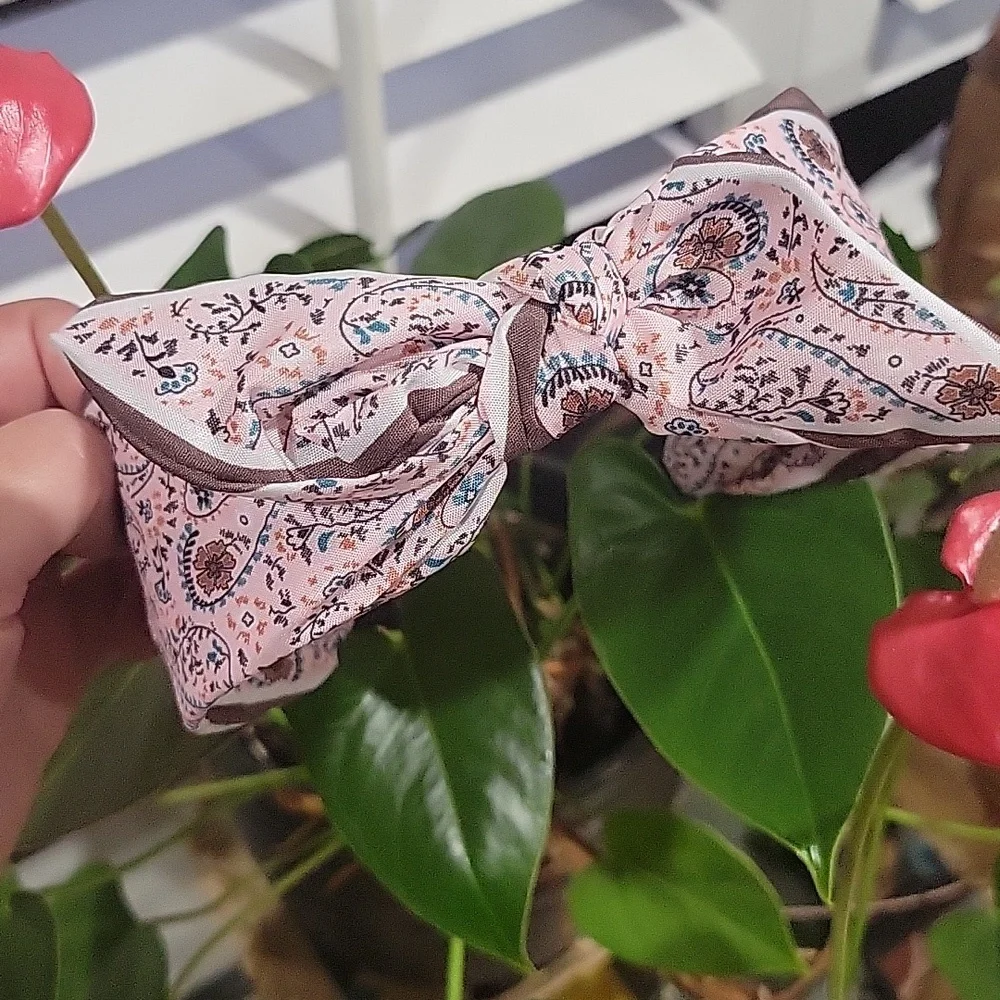 davmav2 pink paisley